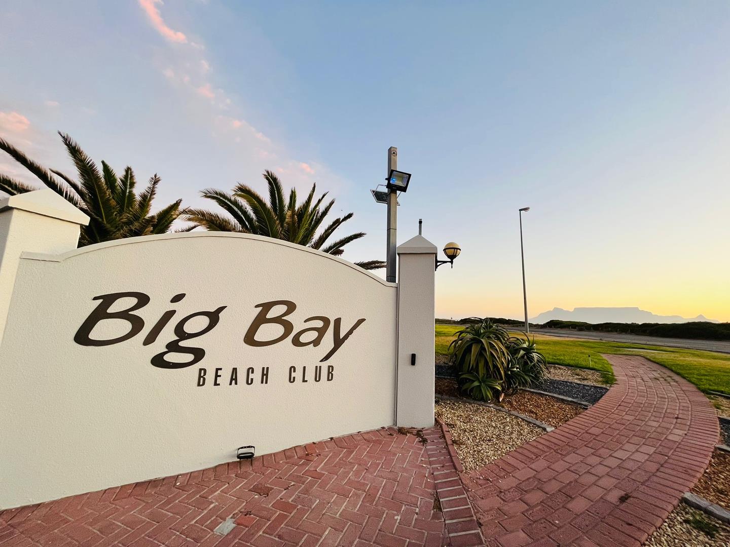 To Let 2 Bedroom Property for Rent in Big Bay Western Cape